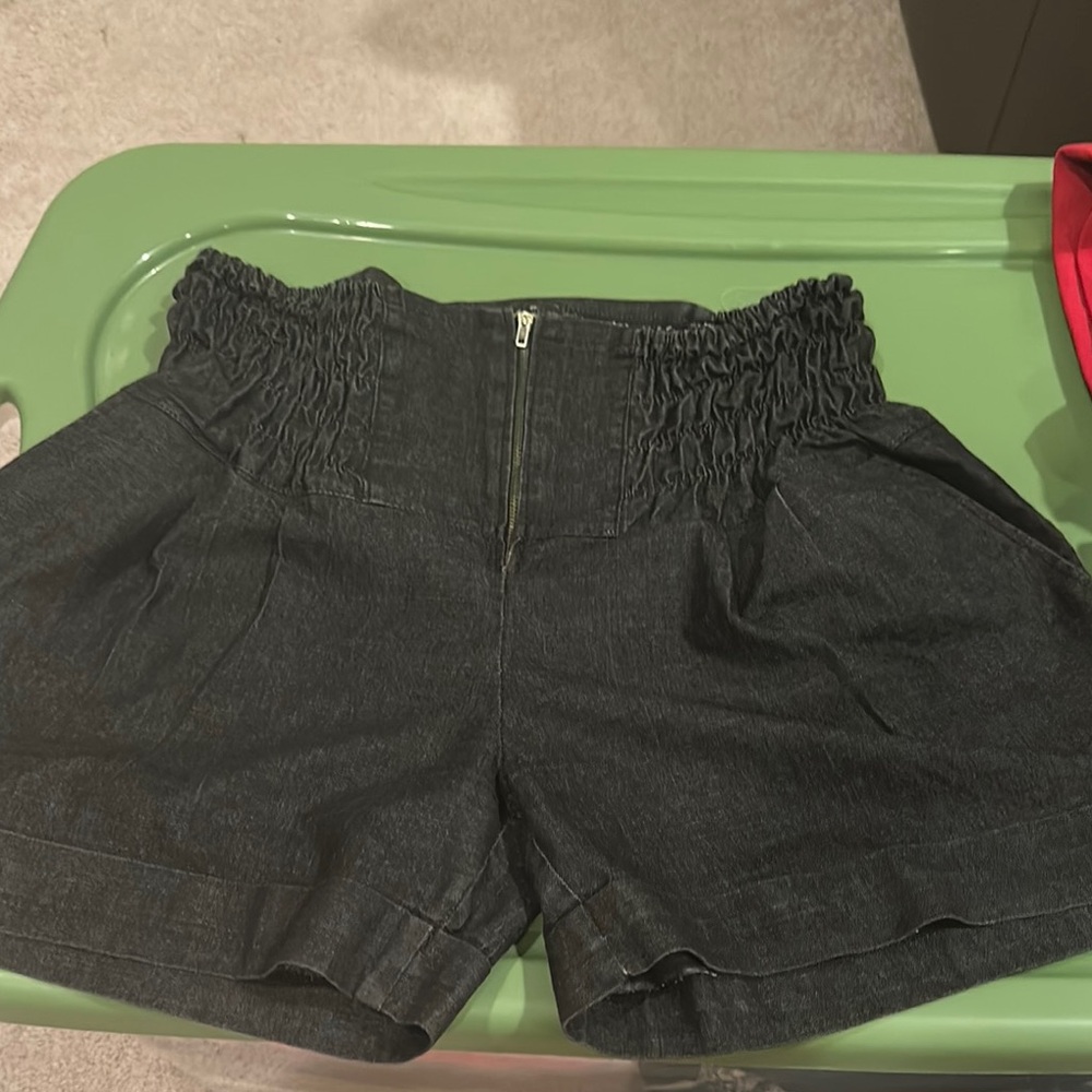 High Waist Black Casual Shorts